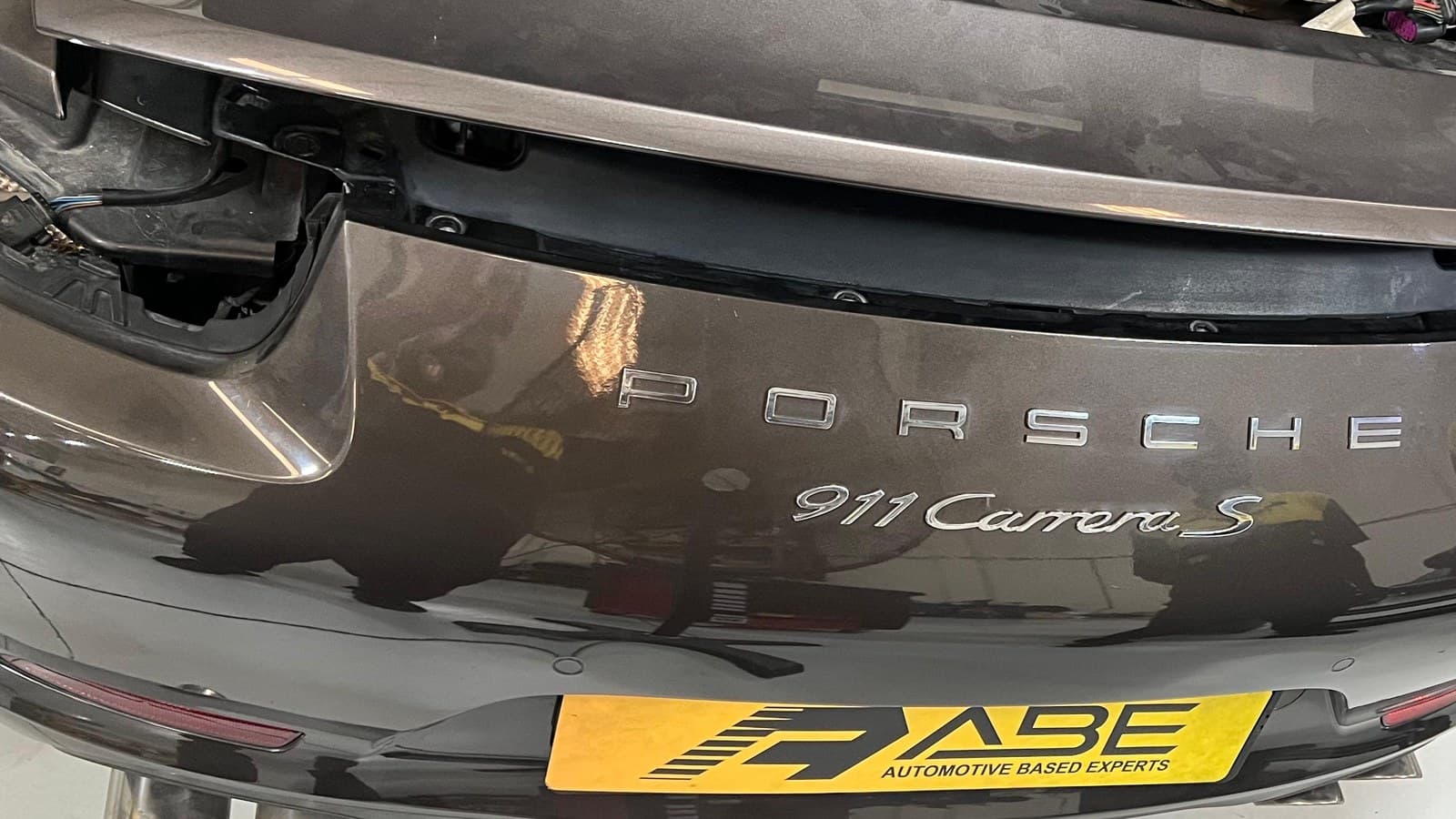Porsche 911 Carrera S being serviced at ABE in Dubai